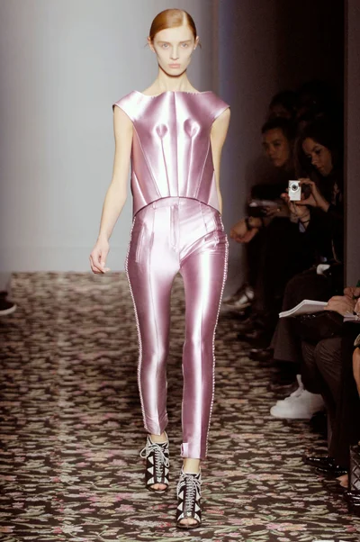 Look 32